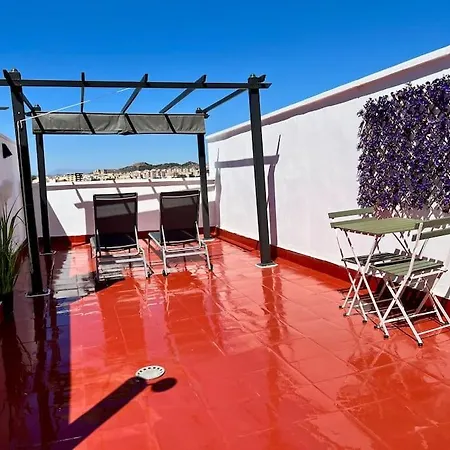 With Private Rooftop By Easytrip *
