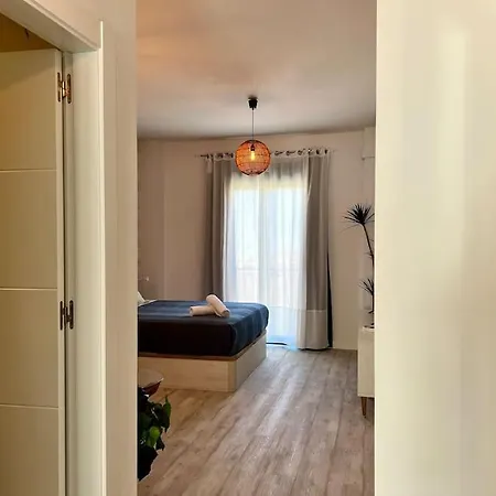Apartment With Private Rooftop By Easytrip *