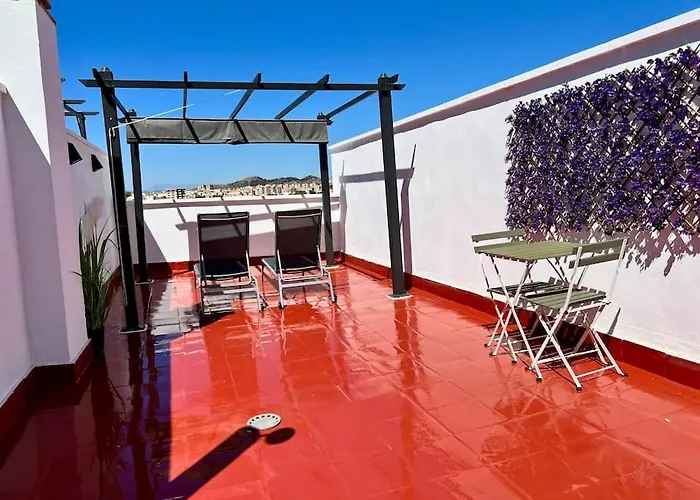 With Private Rooftop By Easytrip *